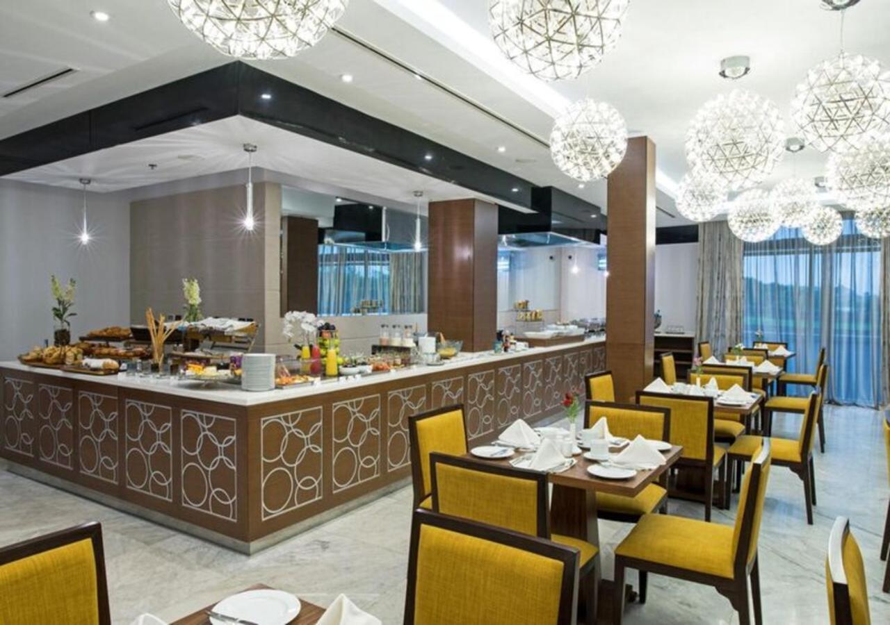 The Envoy Hotel Abuja Extérieur photo