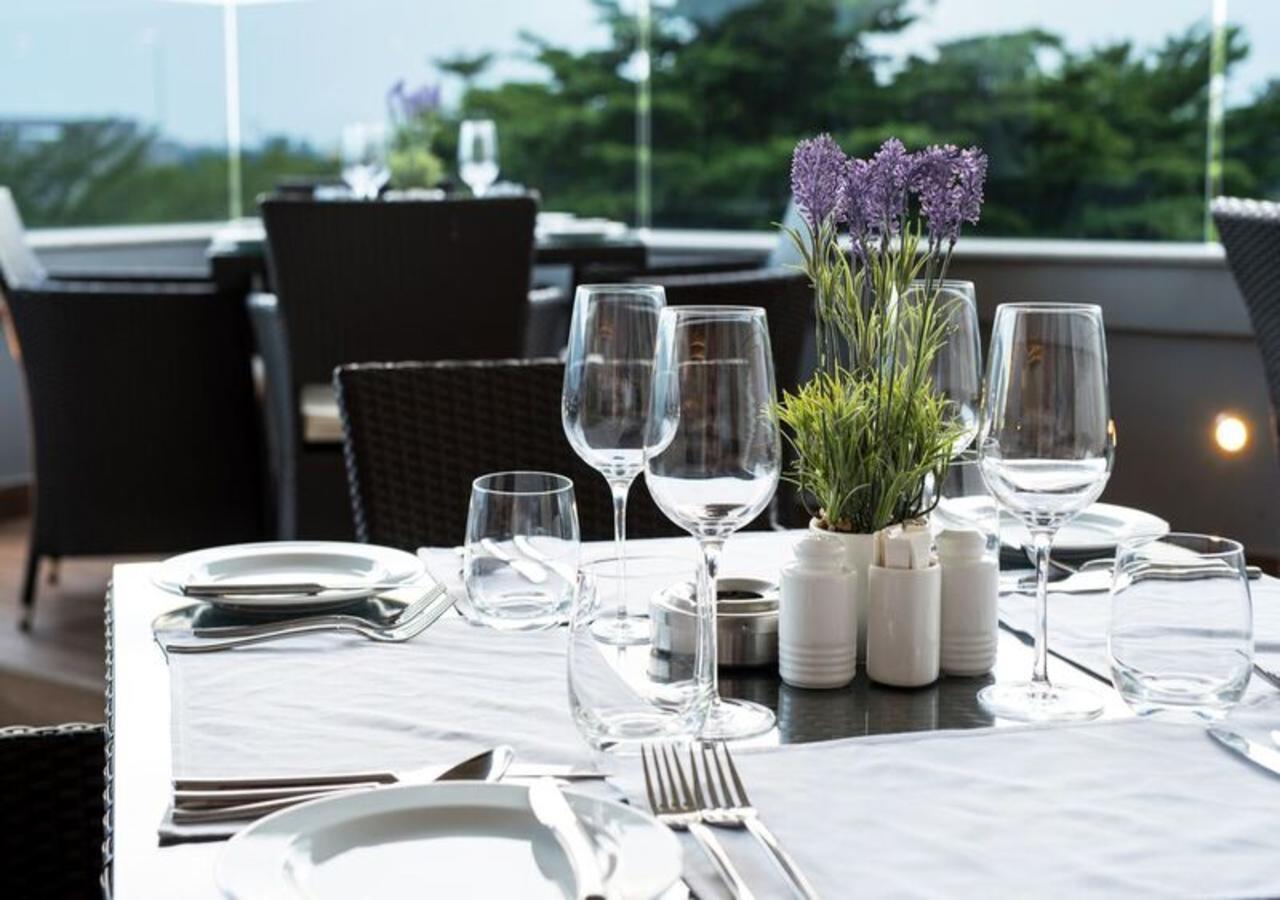 The Envoy Hotel Abuja Extérieur photo