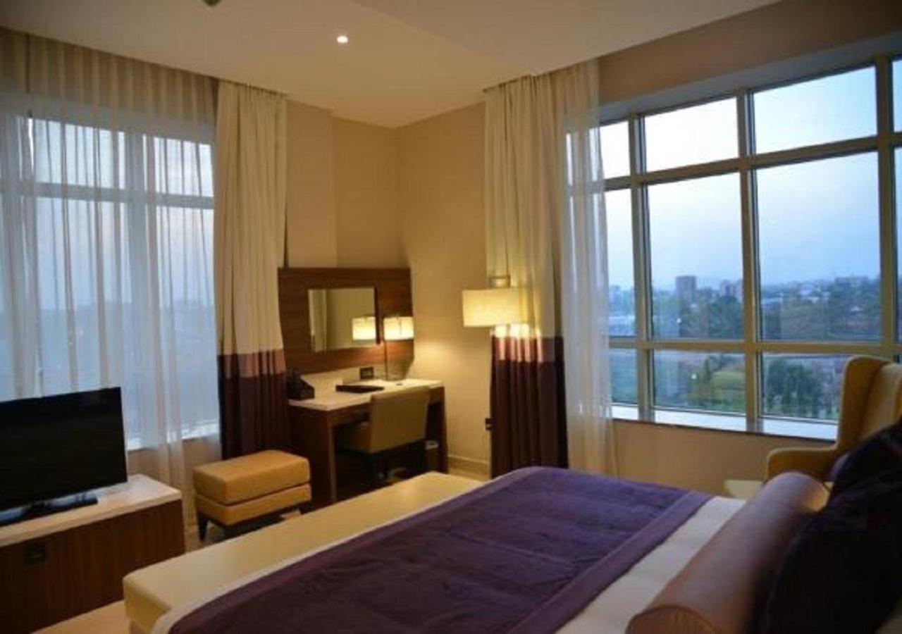 The Envoy Hotel Abuja Extérieur photo